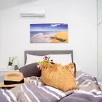 N&l Villa *