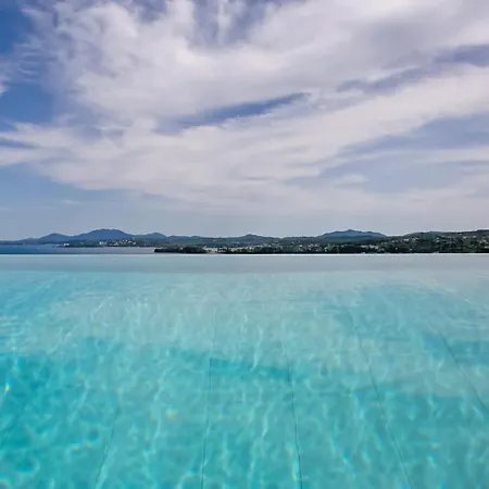 N&l Vilă Pyrgi (Corfu)