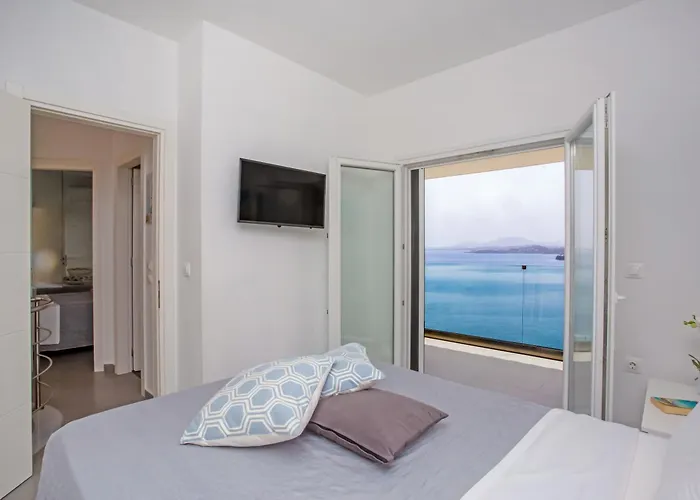 Βίλα N&l Πυργί