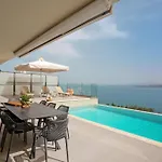 Vila N&l Pyrgi (Corfu)