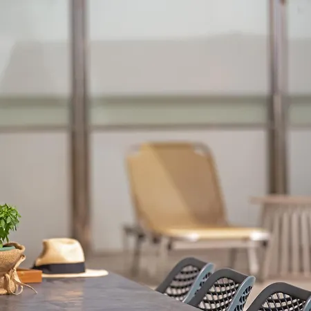 N&l וילה